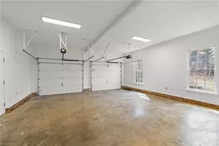 7902 Southerland Dr, Browns Summit, NC 27214 - Photo 41