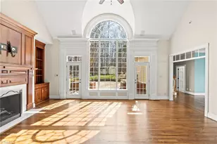 7902 Southerland Dr, Browns Summit, NC 27214 - Photo 15