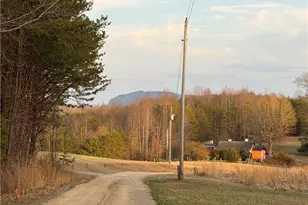 1202 Farm Rd, Pilot Mountain, NC 27041 - Photo 7