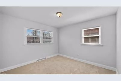 1702 Eastwood Avenue, Greensboro, NC 27401 - Photo 15