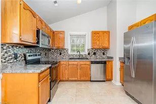 606 Arden St, Burlington, NC 27215 - Photo 13