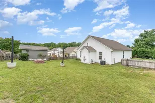 606 Arden St, Burlington, NC 27215 - Photo 19