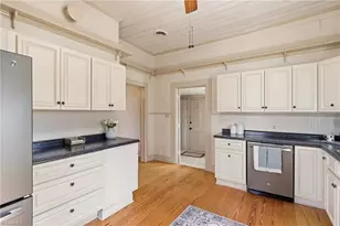 505 W Decatur St, Madison, NC 27025 - Photo 27