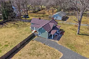 505 W Decatur St, Madison, NC 27025 - Photo 35