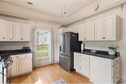 505 W Decatur Street, Madison, NC 27025 - Photo 25