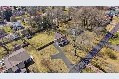 505 W Decatur Street, Madison, NC 27025 - Photo 37