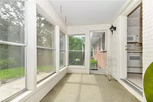 2702 Holly Dr, Greensboro, NC 27408 - Photo 13