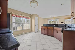 4043 Windstream Ct, Jamestown, NC 27282 - Photo 15