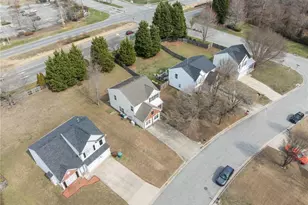 4043 Windstream Ct, Jamestown, NC 27282 - Photo 41