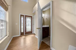 4043 Windstream Ct, Jamestown, NC 27282 - Photo 5