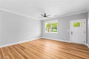 109 Hickory St, Yadkinville, NC 27055 - Photo 5