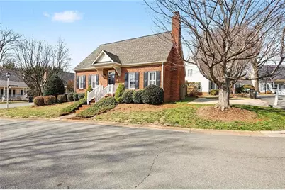 2800 Kingsdale Court, Winston-Salem, NC 27103 - Photo 3