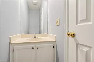 2800 Kingsdale Ct, Winston-Salem, NC 27103 - Photo 13