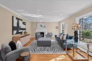 2202 Marston Rd, Greensboro, NC 27408 - Photo 5