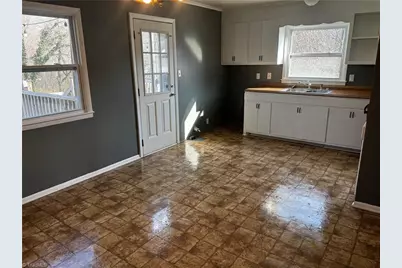 112 Apple Street, Gibsonville, NC 27249 - Photo 5