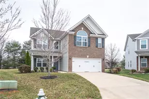 15 Harvest Oak Ct, Greensboro, NC 27406 - Photo 3