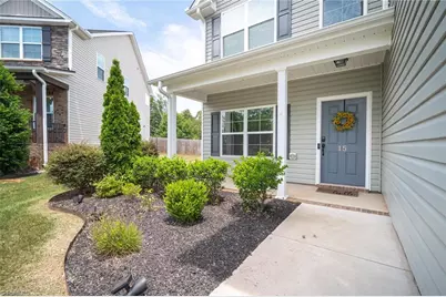 15 Harvest Oak Court, Greensboro, NC 27406 - Photo 3