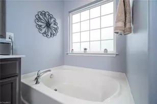 15 Harvest Oak Ct, Greensboro, NC 27406 - Photo 23