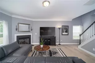 15 Harvest Oak Ct, Greensboro, NC 27406 - Photo 7