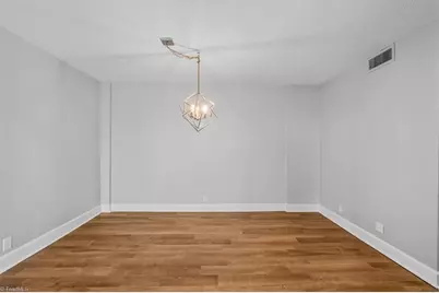 1101 N Elm Street #1404, Greensboro, NC 27401 - Photo 9