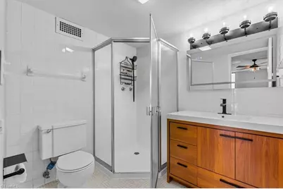 1101 N Elm Street #1404, Greensboro, NC 27401 - Photo 13