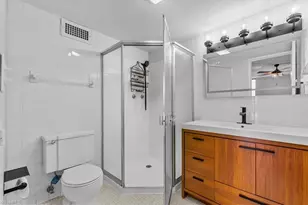 1101 N Elm St, Greensboro, NC 27401 - Photo 13