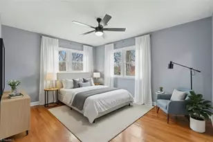 204 N Gurney St, Burlington, NC 27215 - Photo 15