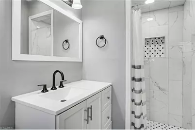 204 N Gurney Street, Burlington, NC 27215 - Photo 17