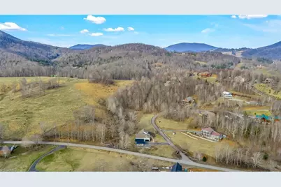 153 Crossmor Drive, Todd, NC 28684 - Photo 3