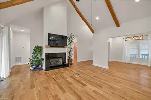 153 Crossmor Dr, Todd, NC 28684 - Photo 7