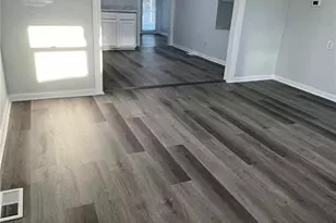 5075 Baux Mountain Rd, Winston-Salem, NC 27105 - Photo 5