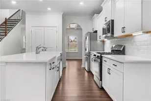 5512 Glad Acres Rd, Pfafftown, NC 27040 - Photo 9