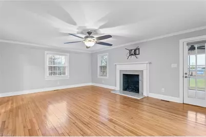 203 S Fifth Street, Mebane, NC 27302 - Photo 9