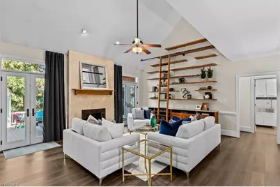 905 McDowell Drive, Greensboro, NC 27408 - Photo 7