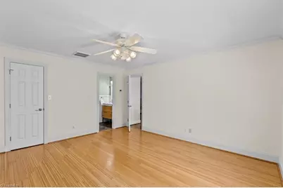 905 McDowell Drive, Greensboro, NC 27408 - Photo 33
