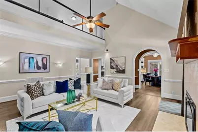 905 McDowell Drive, Greensboro, NC 27408 - Photo 9