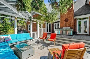 905 McDowell Dr, Greensboro, NC 27408 - Photo 43