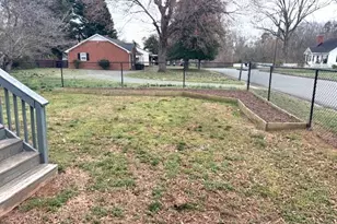 812 Everett St, Burlington, NC 27215 - Photo 17