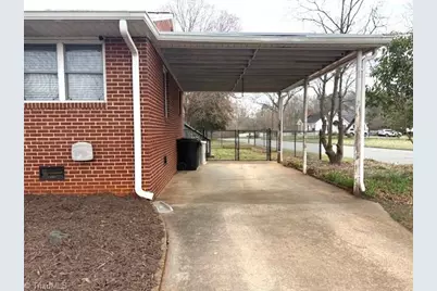 812 Everett Street, Burlington, NC 27215 - Photo 3