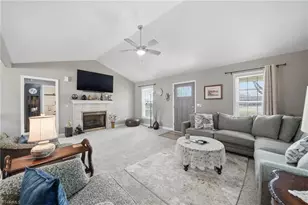 209 Charleston Ridge Dr, Mocksville, NC 27028 - Photo 5