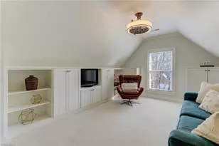 7 Foxglove Ln, Greensboro, NC 27455 - Photo 19