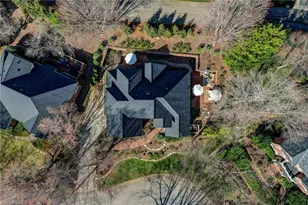 7 Foxglove Ln, Greensboro, NC 27455 - Photo 31