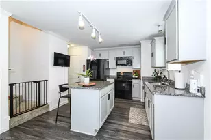 3805 Bissett Wy, Greensboro, NC 27405 - Photo 9