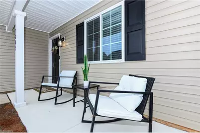 3805 Bissett Way, Greensboro, NC 27405 - Photo 5