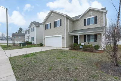 3805 Bissett Way, Greensboro, NC 27405 - Photo 3