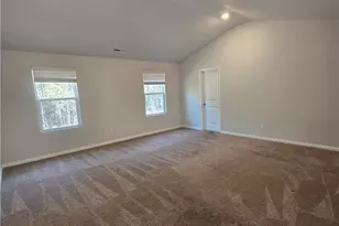 4623 Hazelburn Dr, Greensboro, NC 27405 - Photo 9