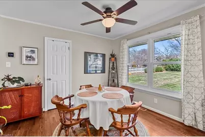 806 King George Drive, Greensboro, NC 27410 - Photo 11