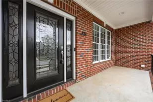 976 Tremore Club Dr, Burlington, NC 27215 - Photo 3