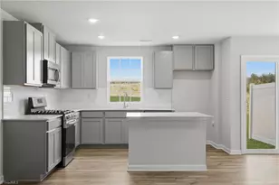 248 Plumtree Ct, King, NC 27021 - Photo 7