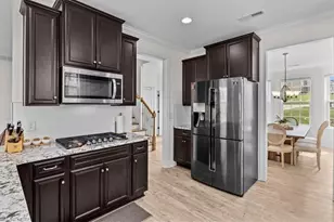 7619 Mary Ellen Ct, Greensboro, NC 27409 - Photo 11